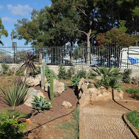 סן ויטו לו קאפו Villa Faro A Pochi Passi Dalla Spiaggia מראה חיצוני תמונה