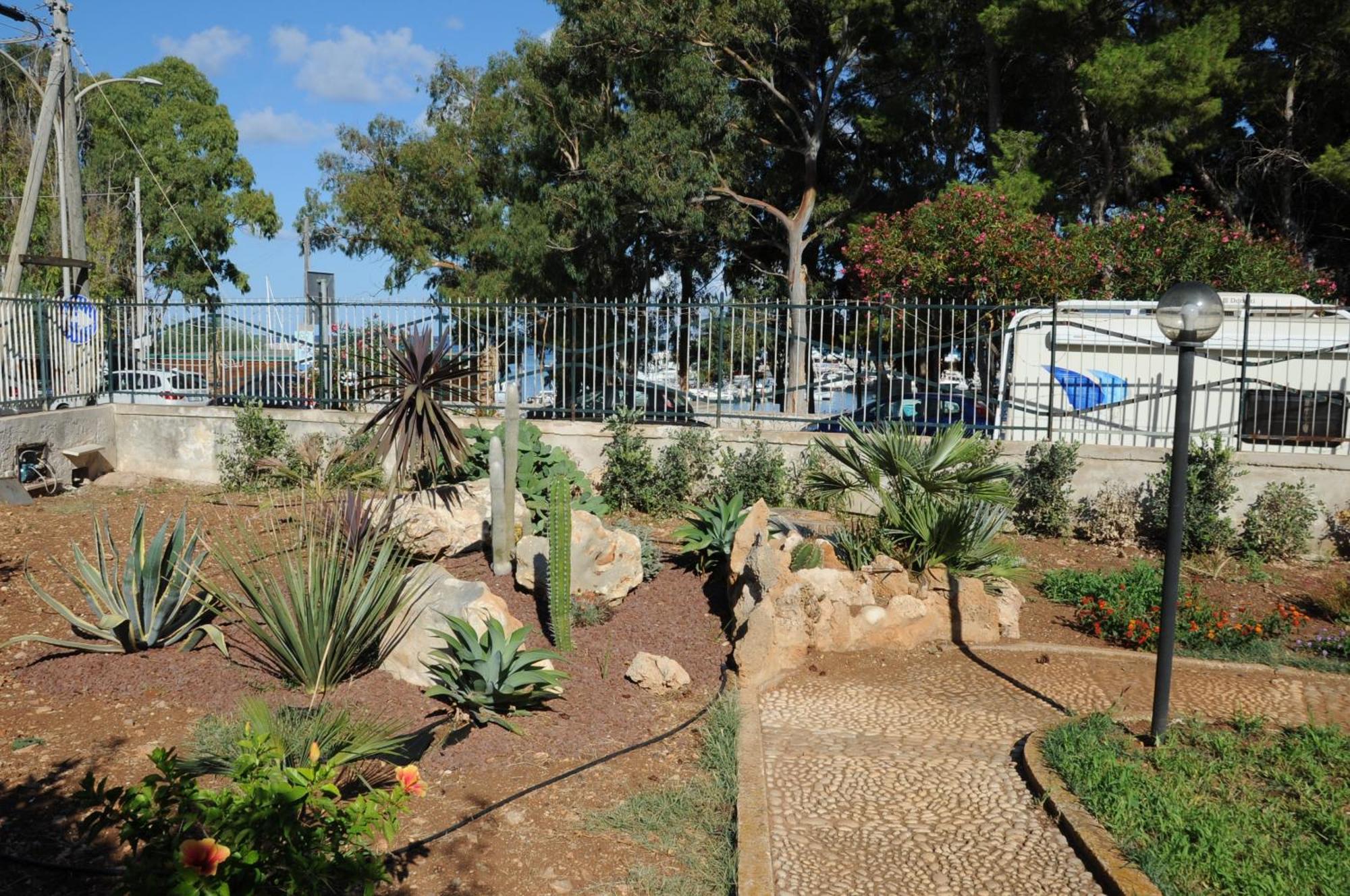 סן ויטו לו קאפו Villa Faro A Pochi Passi Dalla Spiaggia מראה חיצוני תמונה